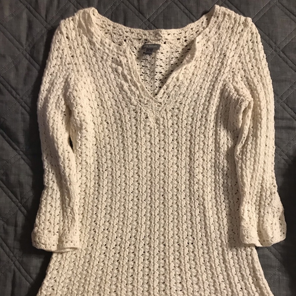Ann Taylor crocheted top